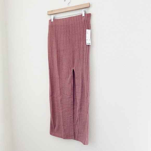 NEW UO Out From Under Bounce Plush Suki Ribbed Maxi Skirt - Picture 4 of 8